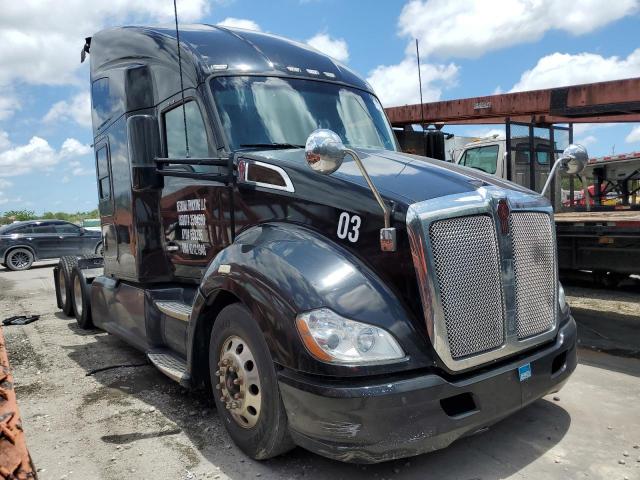  Salvage Kenworth Constructi