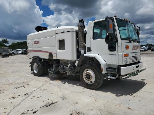  Salvage Sterling Truck Sc 8000