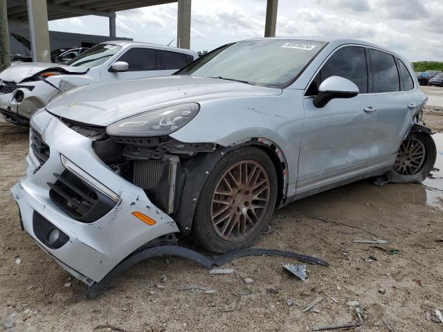  Salvage Porsche Cayenne