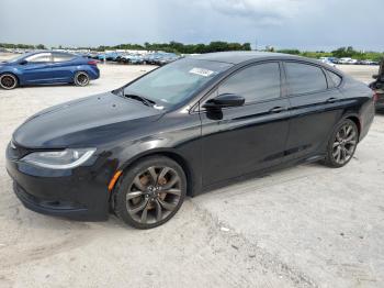  Salvage Chrysler 200