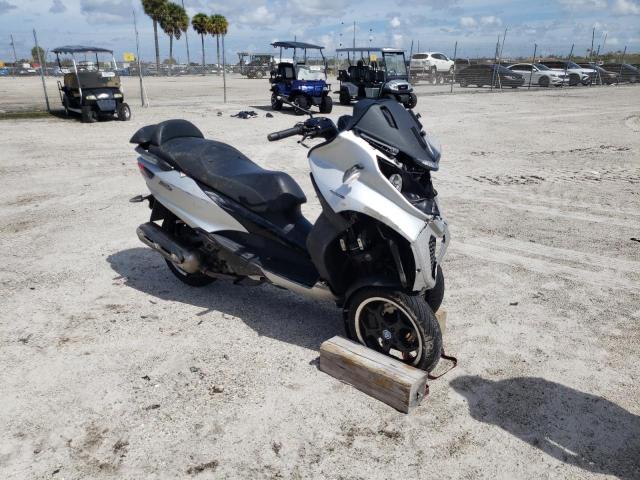  Salvage Piaggio Scooter