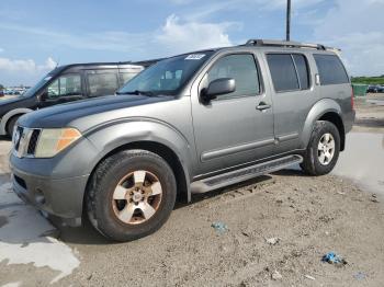  Salvage Nissan Pathfinder