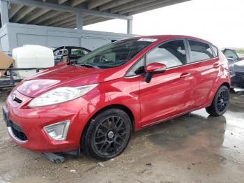  Salvage Ford Fiesta