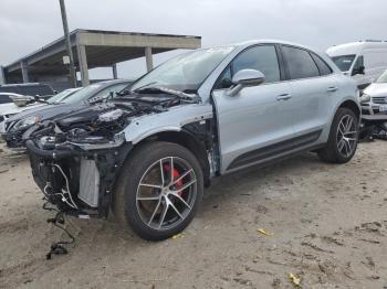  Salvage Porsche Macan