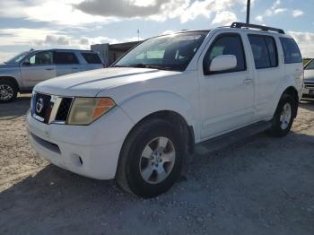  Salvage Nissan Pathfinder