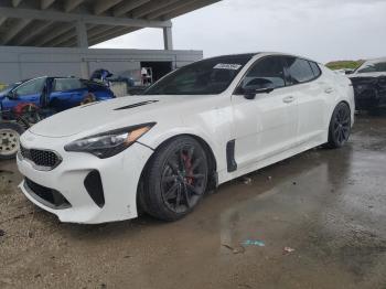  Salvage Kia Stinger