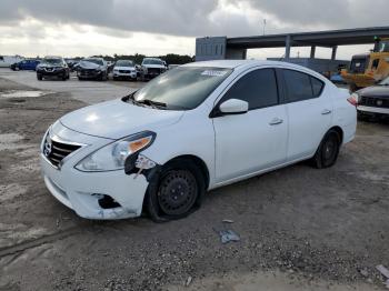  Salvage Nissan Versa