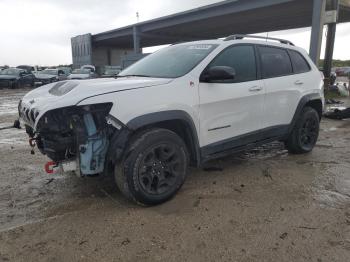  Salvage Jeep Cherokee