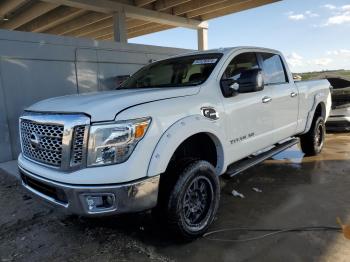  Salvage Nissan Titan