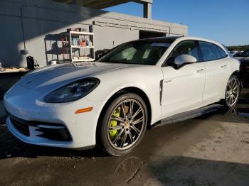  Salvage Porsche Panamera