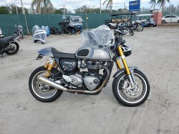  Salvage Triumph Motorcycle Thruxton