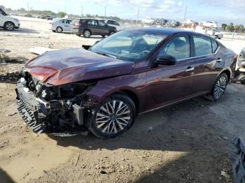  Salvage Nissan Altima