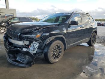  Salvage Jeep Grand Cherokee