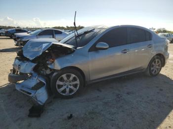  Salvage Mazda 3