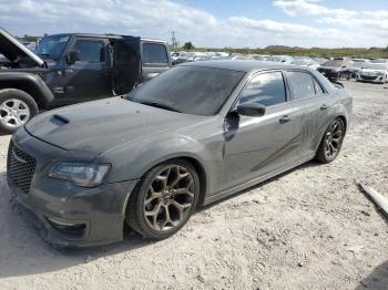  Salvage Chrysler 300