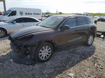  Salvage Porsche Cayenne