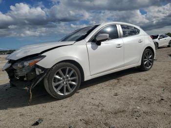  Salvage Mazda 3