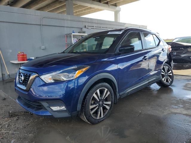  Salvage Nissan Kicks