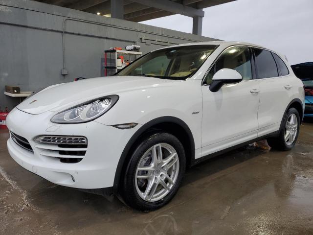  Salvage Porsche Cayenne