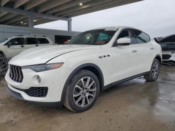  Salvage Maserati Levante