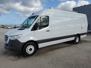  Salvage Freightliner Sprinter