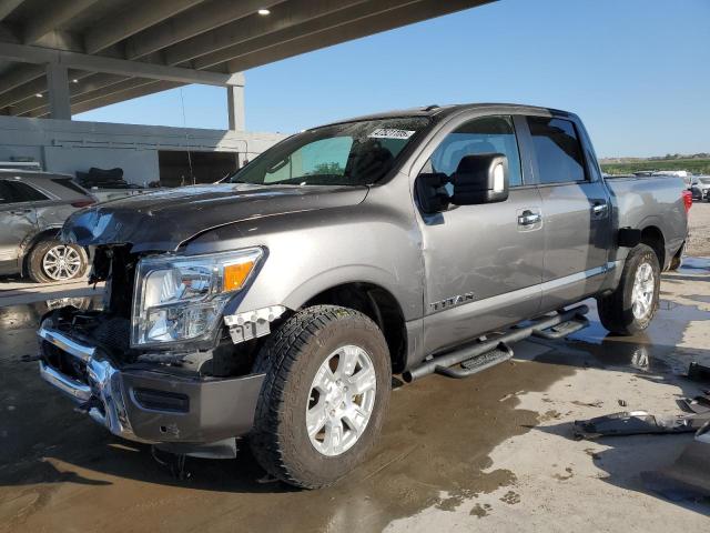  Salvage Nissan Titan