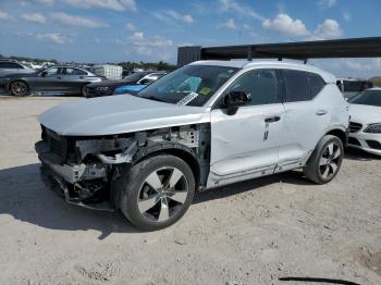  Salvage Volvo XC40