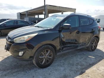  Salvage Hyundai TUCSON