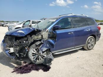  Salvage Nissan Pathfinder