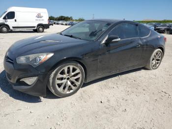  Salvage Hyundai Genesis