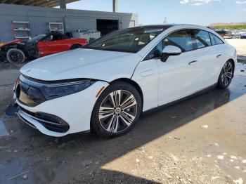  Salvage Mercedes-Benz EQS