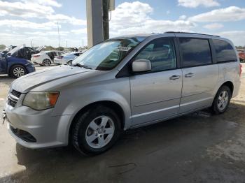  Salvage Dodge Caravan