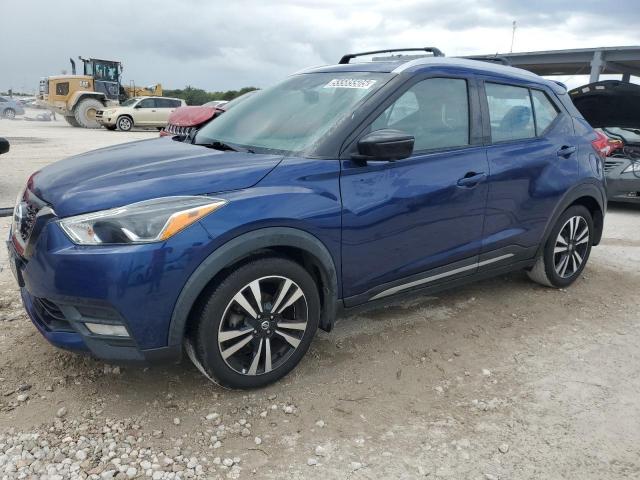  Salvage Nissan Kicks