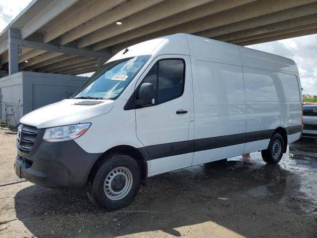  Salvage Mercedes-Benz Sprinter