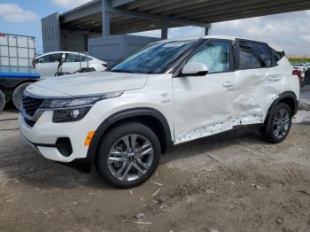 Salvage Kia Seltos