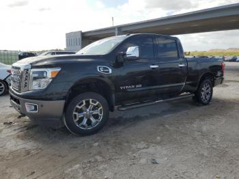  Salvage Nissan Titan