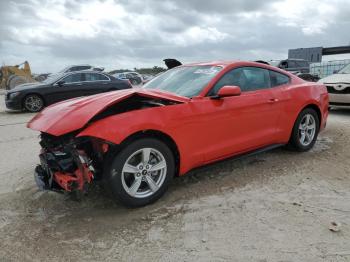  Salvage Ford Mustang