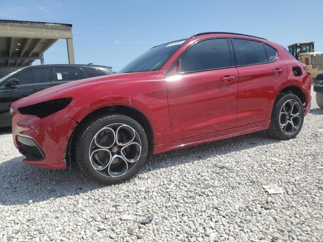  Salvage Alfa Romeo Stelvio