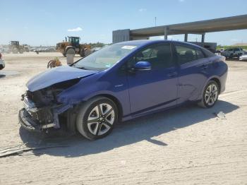  Salvage Toyota Prius