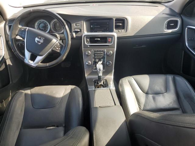 Volvo S60 T5 Image 10