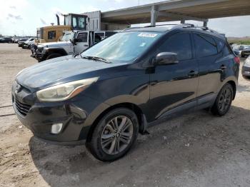  Salvage Hyundai TUCSON