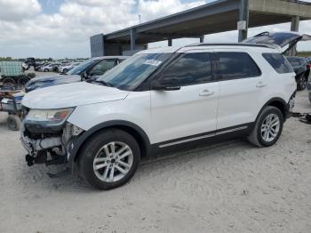  Salvage Ford Explorer