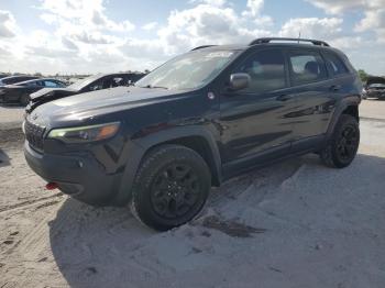  Salvage Jeep Cherokee