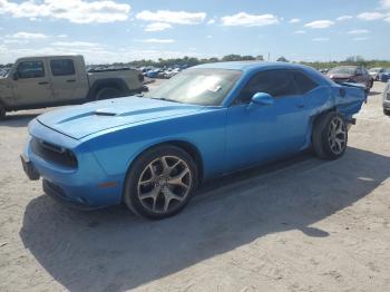  Salvage Dodge Challenger