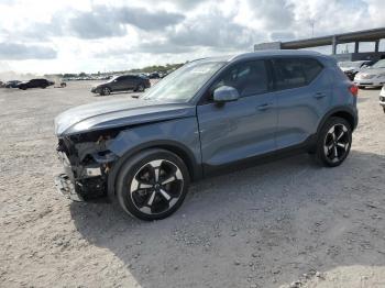  Salvage Volvo XC40