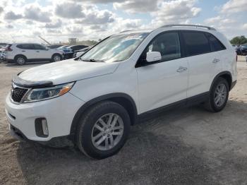  Salvage Kia Sorento