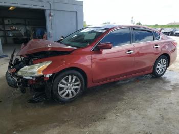  Salvage Nissan Altima