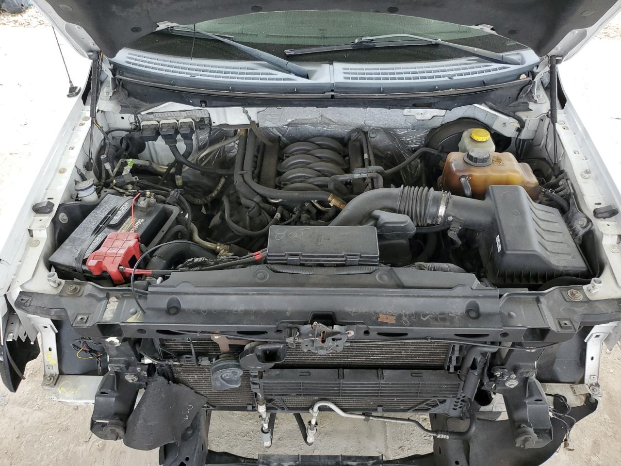 Ford F-150 Super Cab Image 11