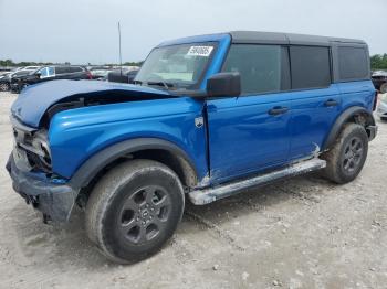  Salvage Ford Bronco