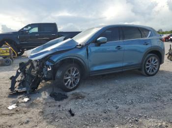  Salvage Mazda Cx